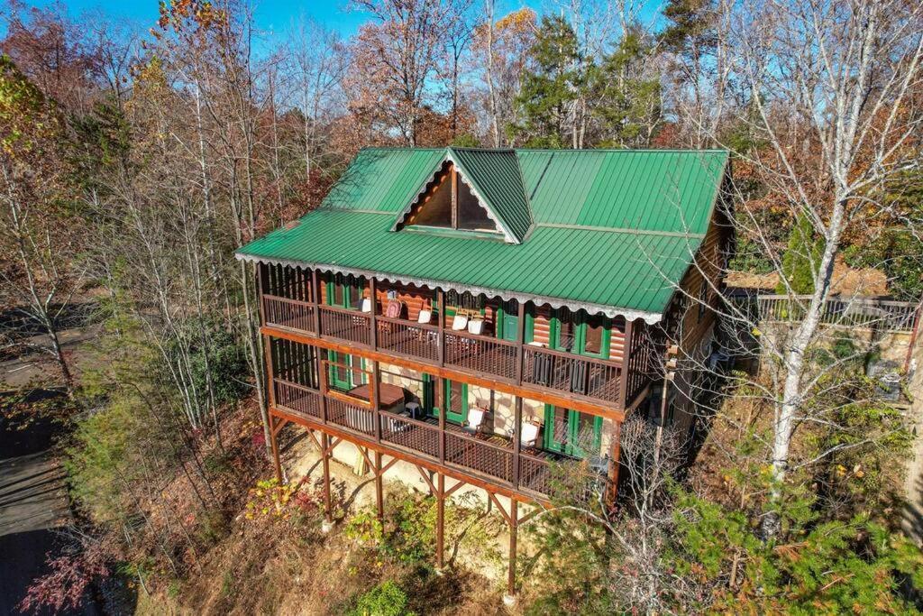 Spacious Smokies Cabin - Hot Tub With Mountain Views Gatlinburg Buitenkant foto