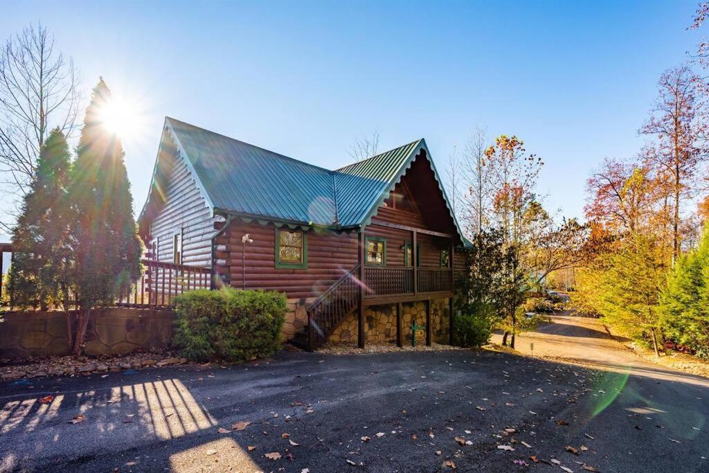 Spacious Smokies Cabin - Hot Tub With Mountain Views Gatlinburg Buitenkant foto